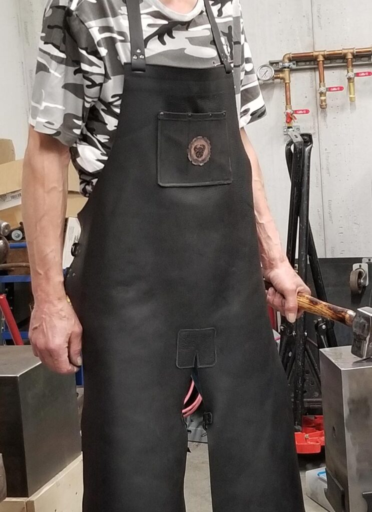 leather-apron-with-split-leg-pritchell-and-hardy